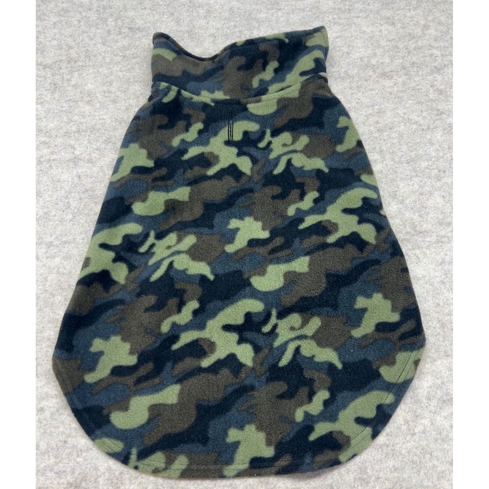 32 Degrees Heat Fleece Dog Vest Medium Green Camo Excellent Leash Hole Hook Loop